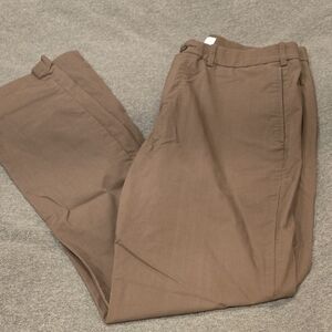 Men's Straight-Fit Chino Pants in Brown